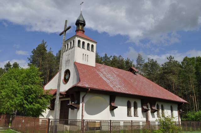 Chapel of Black Madonna of Częstochowa in Wyromiejki