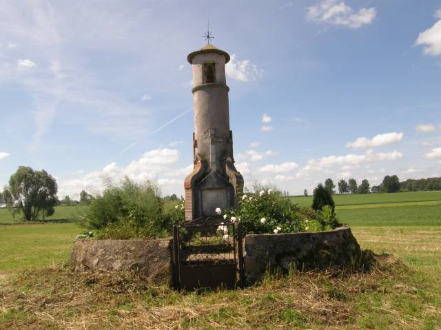 Kapliczka w Twarogach-Trąbnicy
