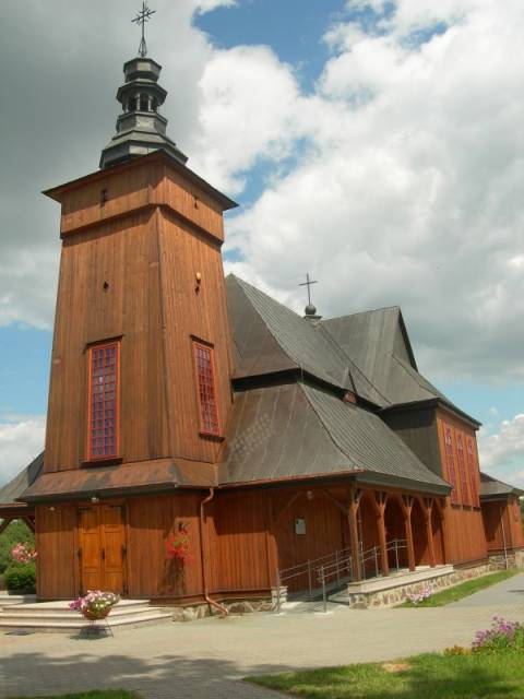 Kościół pw.  Podwyższenia Krzyża Świętego w Tokarach